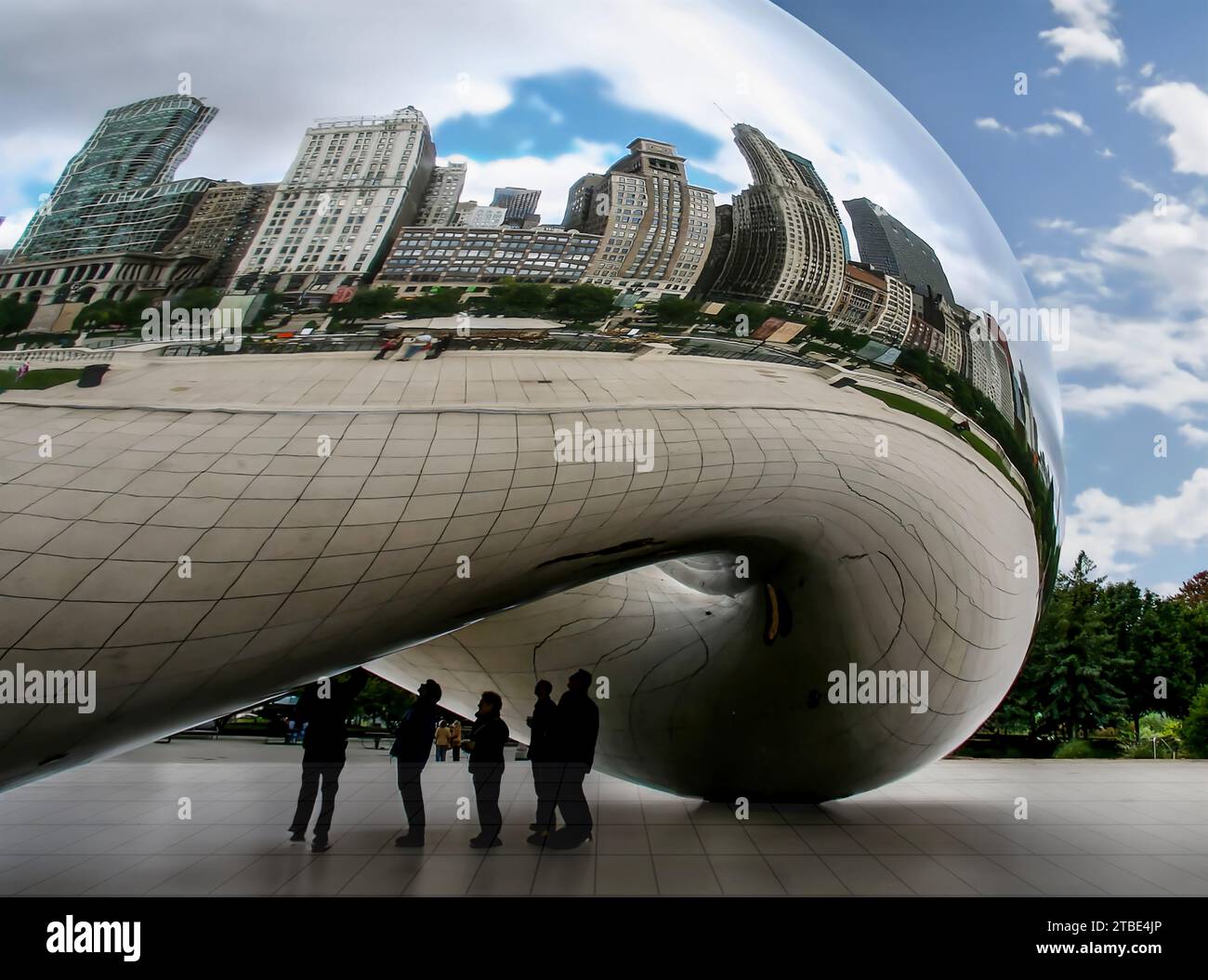 cloud gate the bean chicago