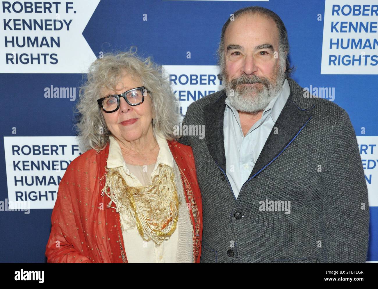 New York, USA. 06th Dec, 2023. L-R: Mandy Patinkin and Kathryn Grody attend the RFK Ripple of Hope Award Gala at the NY Hilton Hotel in New York, NY on December 6, 2023. (Photo by Stephen Smith/SIPA USA) Credit: Sipa USA/Alamy Live News Stock Photo