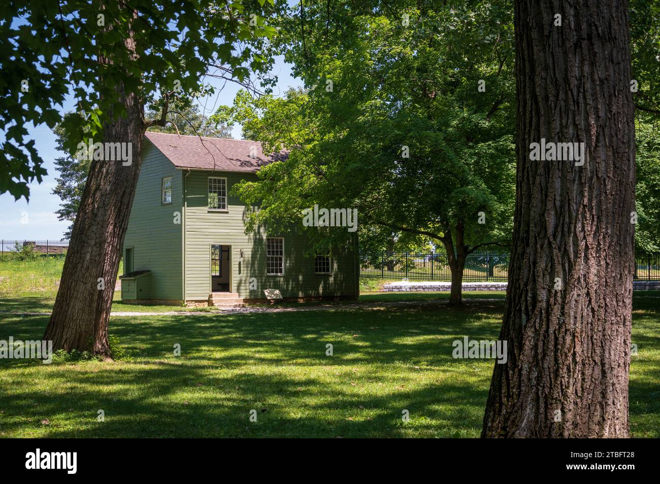 historic-buildings-at-carillon-historical-park-museum-in-dayton-ohio