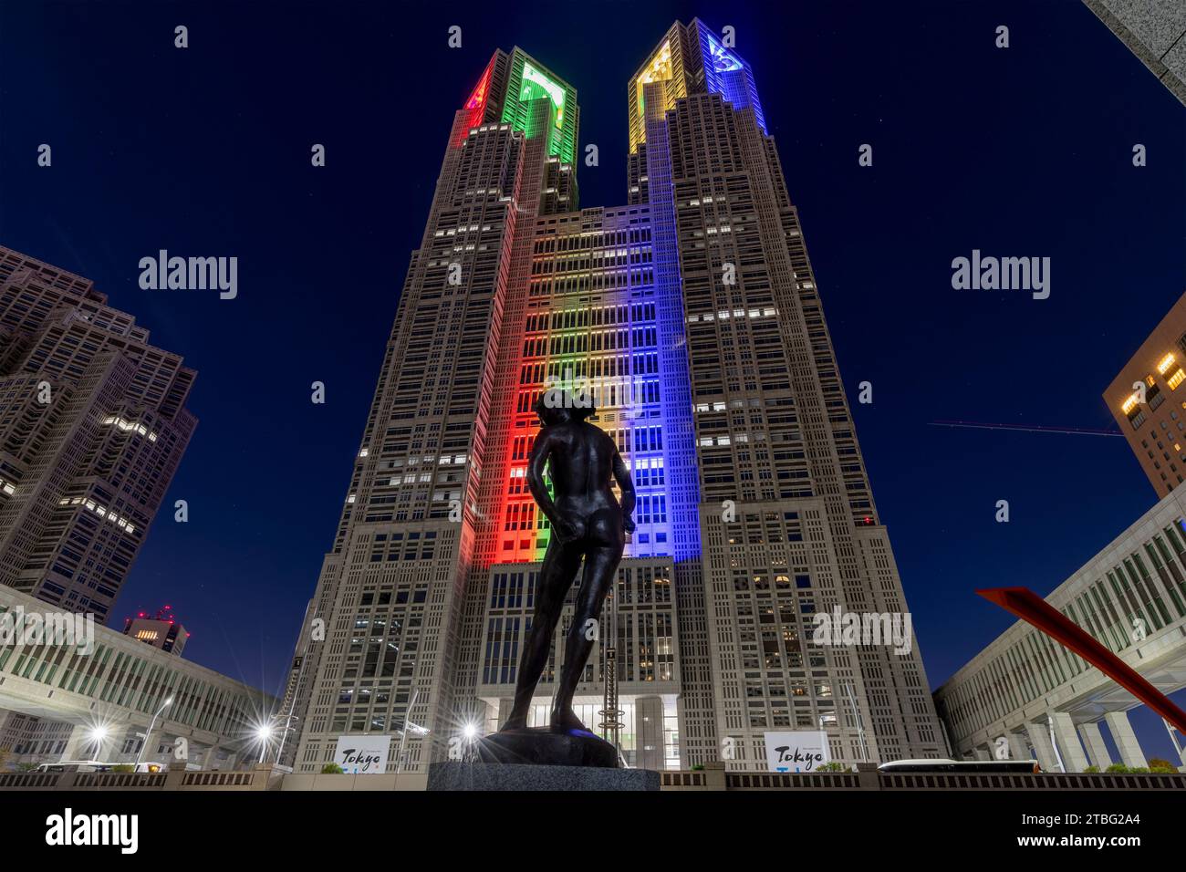 Sculpture and government building in Tokyo in the night Stock Photo