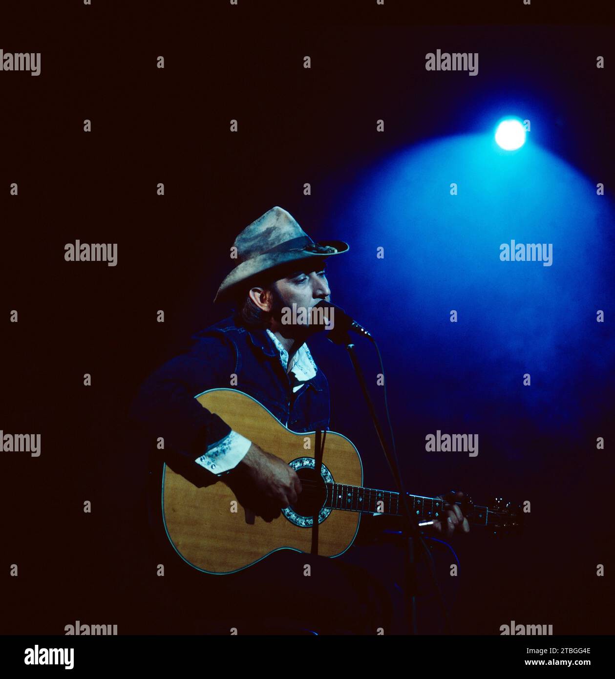 Don Williams, amerikanischer Country Sänger und Liedermacher, bei einem