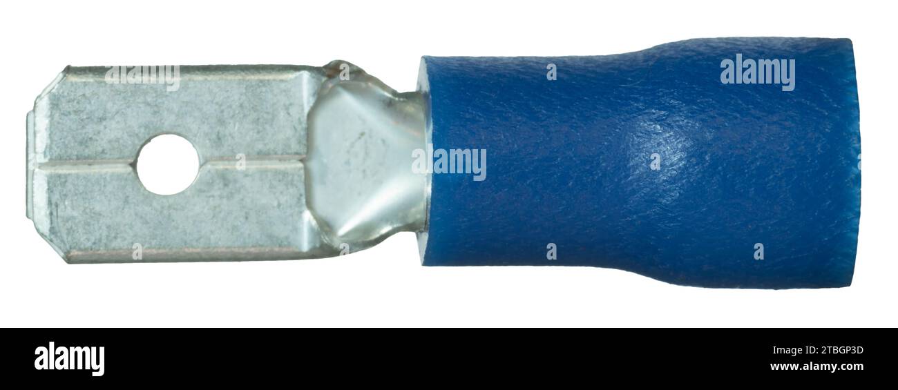 Male spade lug used for making a connection in electrical circuits