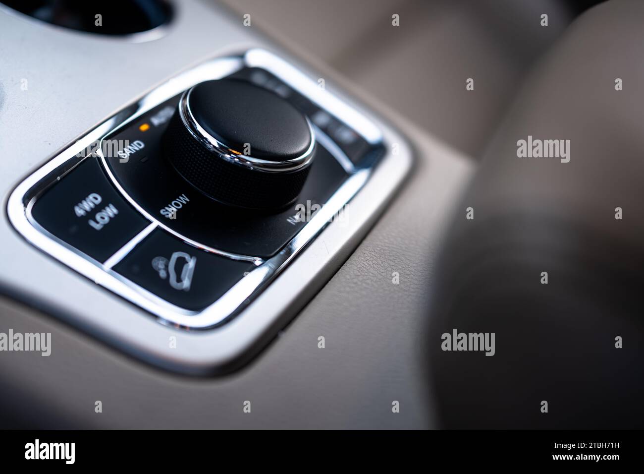 Interactive car features car radio control hi-res stock photography and ...