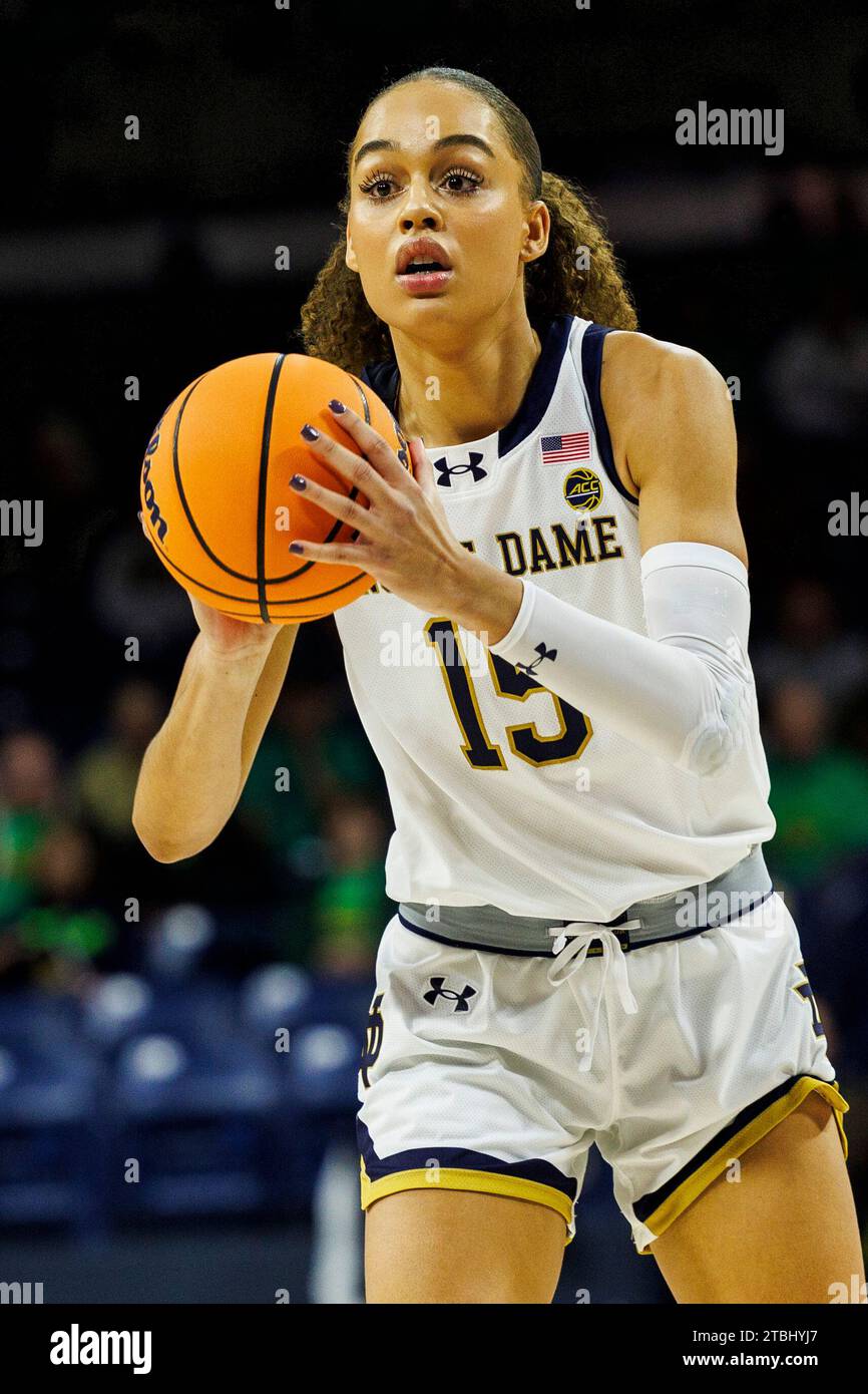 South Bend, Indiana, USA. 06th Dec, 2023. Notre Dame forward Natalija