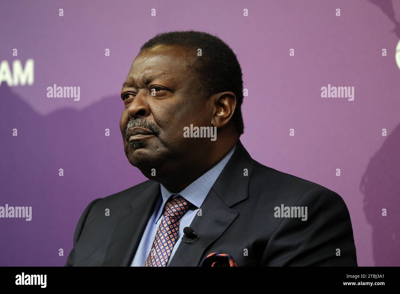 London, UK, 7 Dec 2023: Kenya’s foreign minister Musalia Mudavadi speaking at Chatham House about his country's foreign policy imperatives (Credit: Dominic Dudley/Alamy Live News) Stock Photo