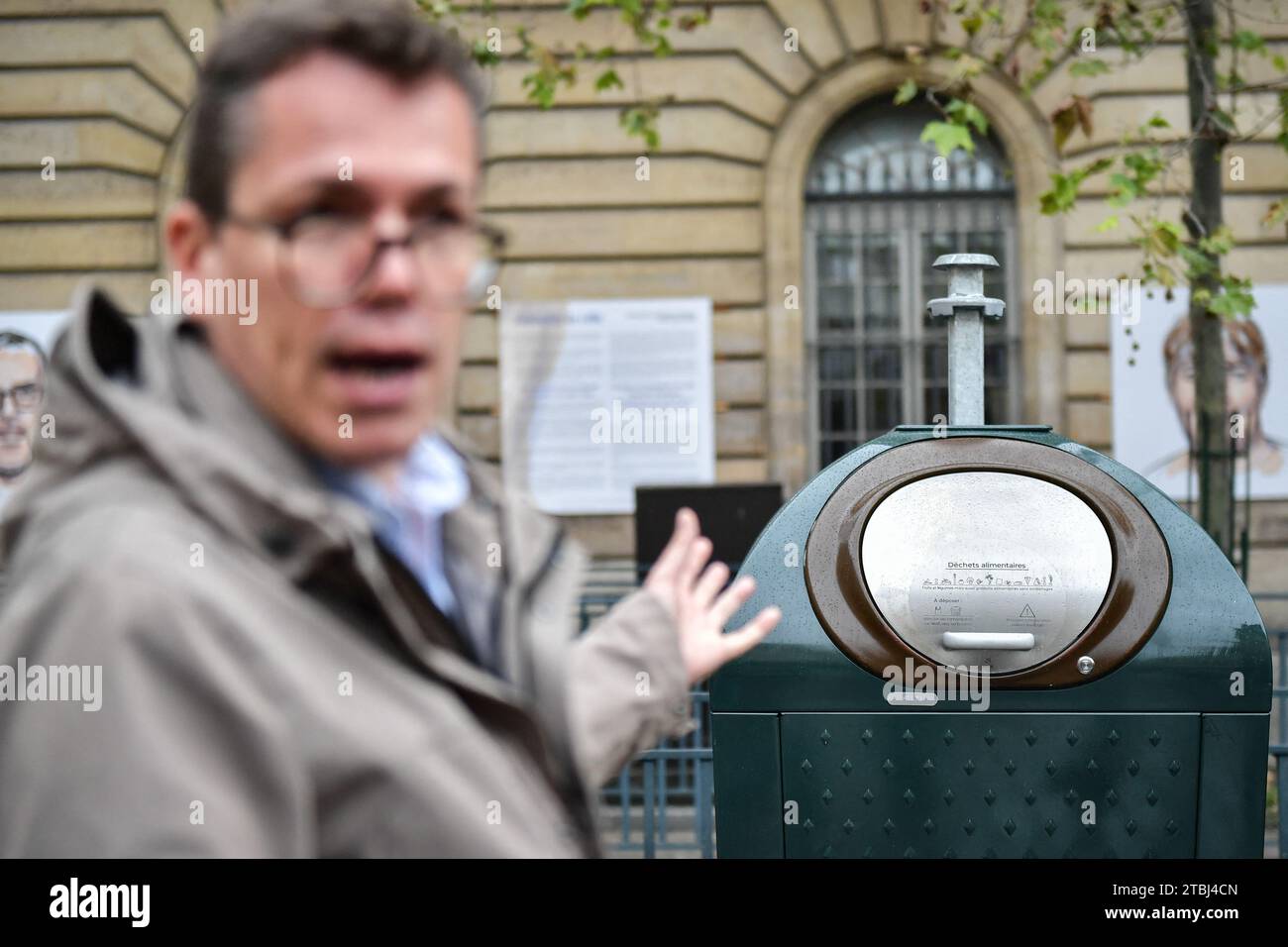Paris, France. 07th Dec, 2023. An employee presents the new food waste