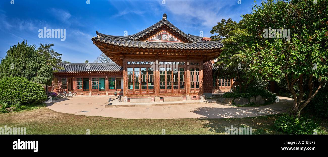 A traditional wooden korean house, a museum, national heritage, house of Baek Inje, Bukchon hanok village, Seoul, South Korea. Stock Photo