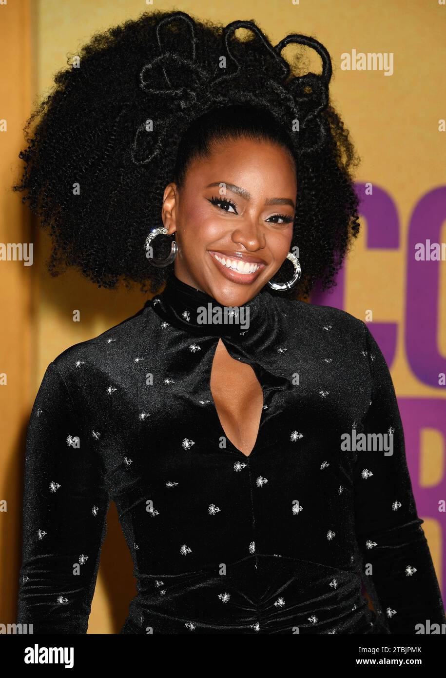 LOS ANGELES, CALIFORNIA - DECEMBER 06: Teyonah Parris attends the World