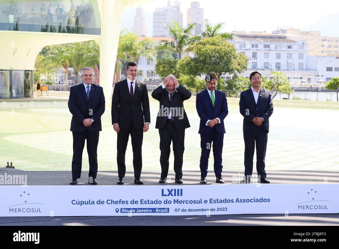 Rio De Janeiro, Brazil. 07th Dec, 2023. Alberto Ángel Fernández, President of Argentina, Santiago Peña Palacios, President of Paraguay, Luiz Inácio Lula da Silva, President of Brazil, Luis Alberto Aparicio Alejandro Lacalle Pou, President of Uruguay, and Luis Alberto Arce Catacora, President of Bolivia, during the 63rd Summit of Heads of State of MERCOSUR and Associated States, at the Museum of Tomorrow, city center, this Thursday, 7 Credit: Brazil Photo Press/Alamy Live News Stock Photo