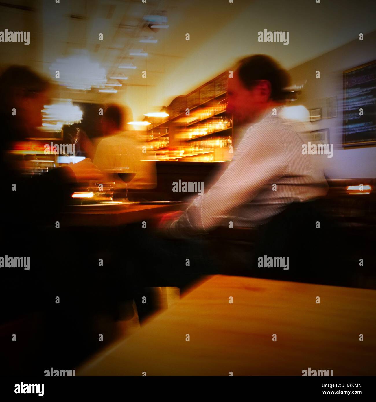 Pub berlin hi-res stock photography and images - Page 17 - Alamy, image size:1300x1390