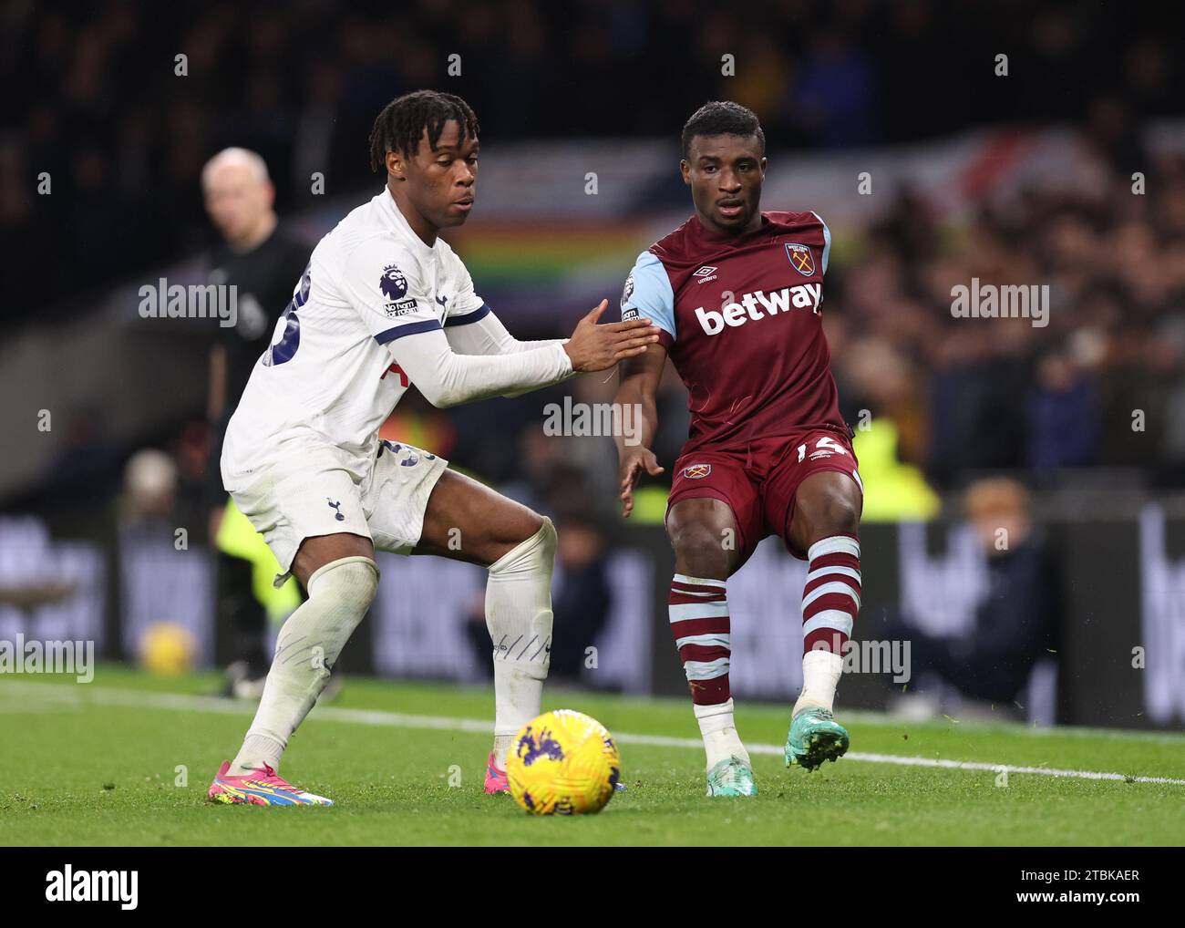 London, UK. 7th Dec, 2023. Destiny Udogie Of Tottenham And Mohammed ...