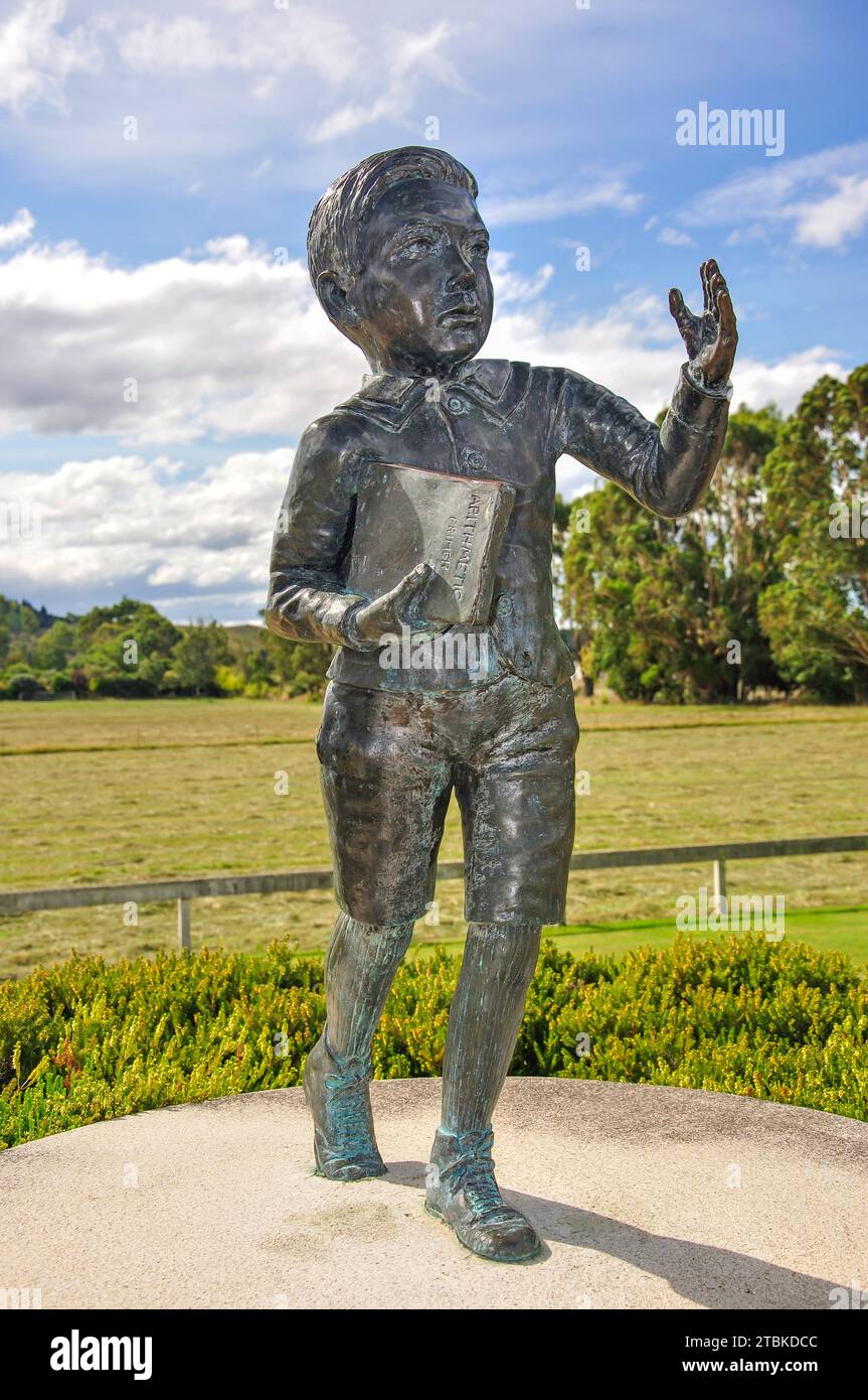 Statue of Ernest Rutherford (New Zealand physicist) at Birthplace Memorial, Brightwater, near Nelson, Tasman Region, South Island, New Zealand Stock Photo