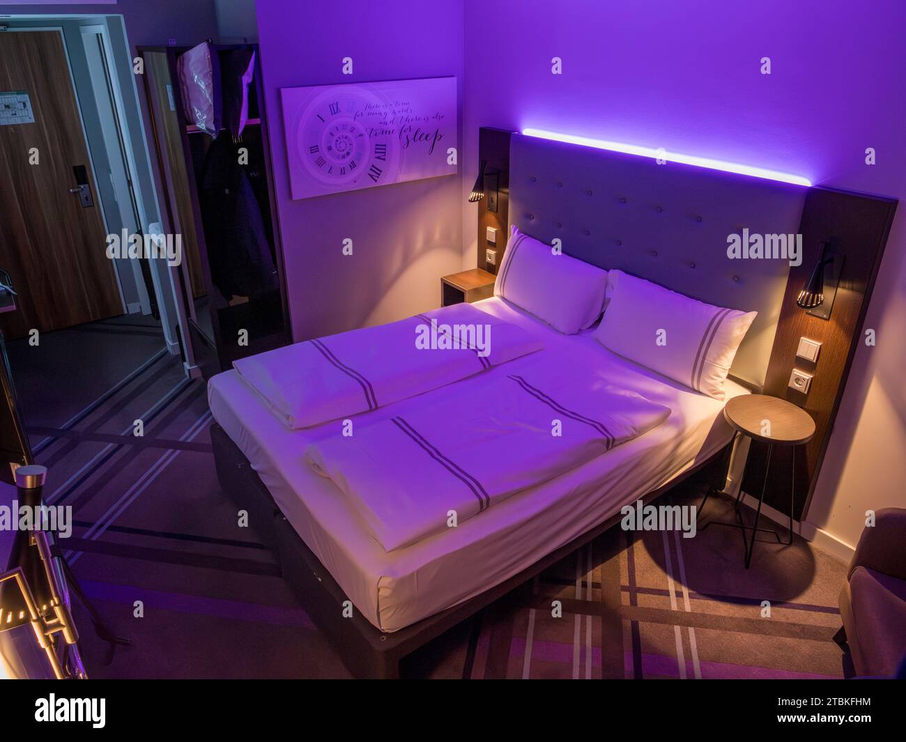 Hotel room with city view hires stock photography and images Alamy