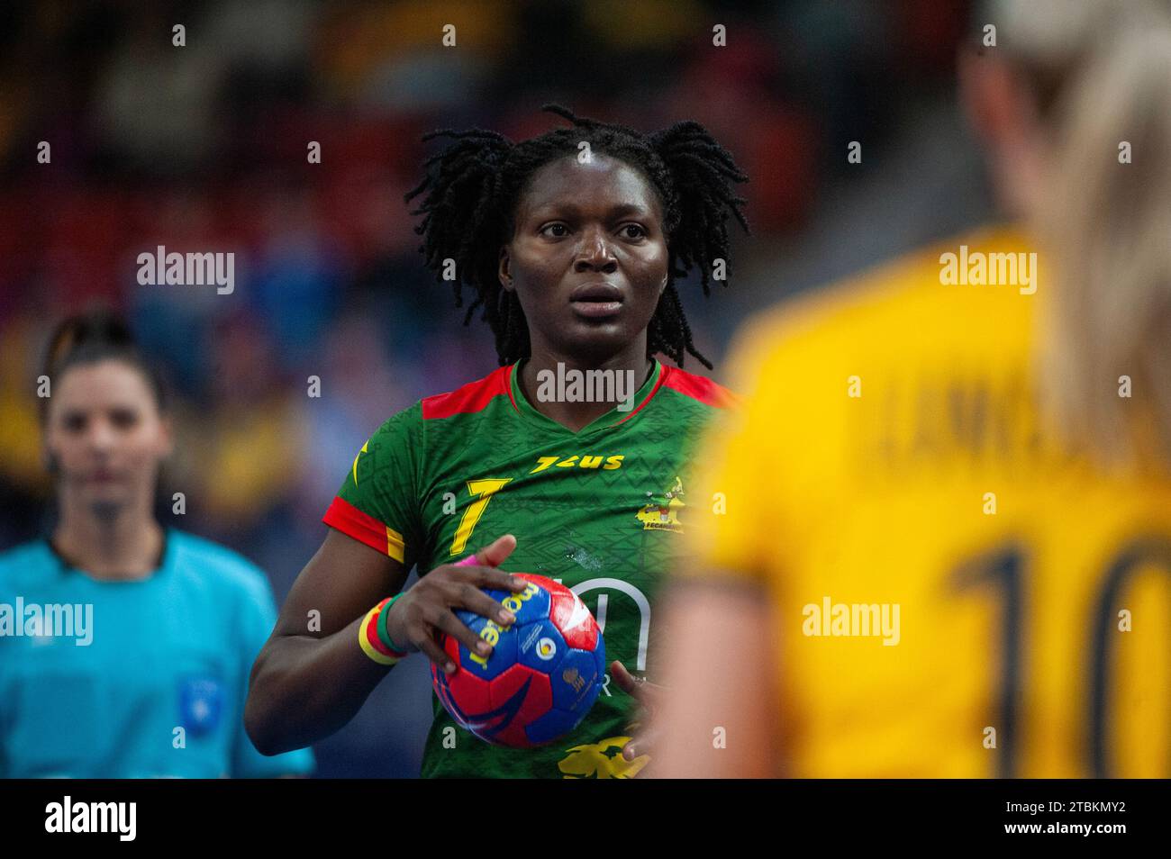 Cameroon national womens handball team hi-res stock photography and ...