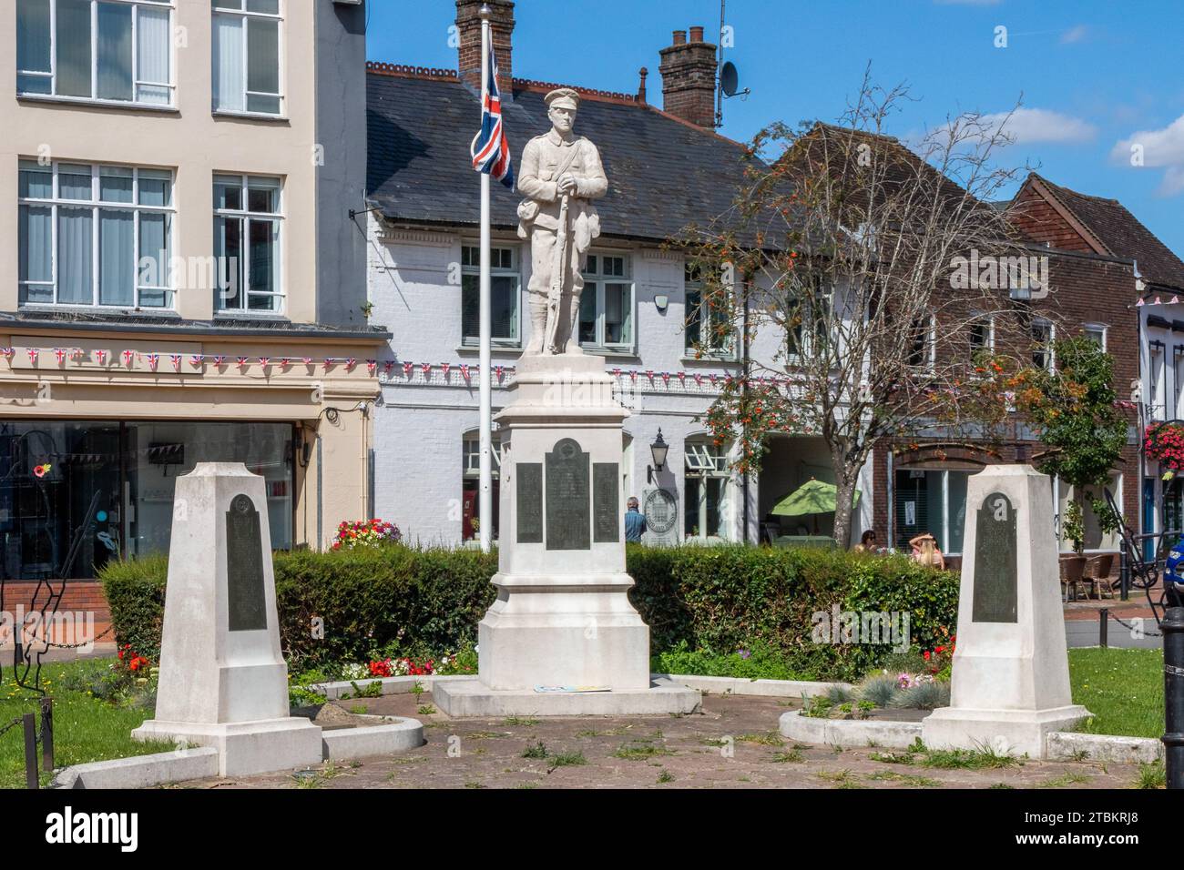 War memorial, Chesham, Buckinghamshire, England, UK Stock Photo - Alamy