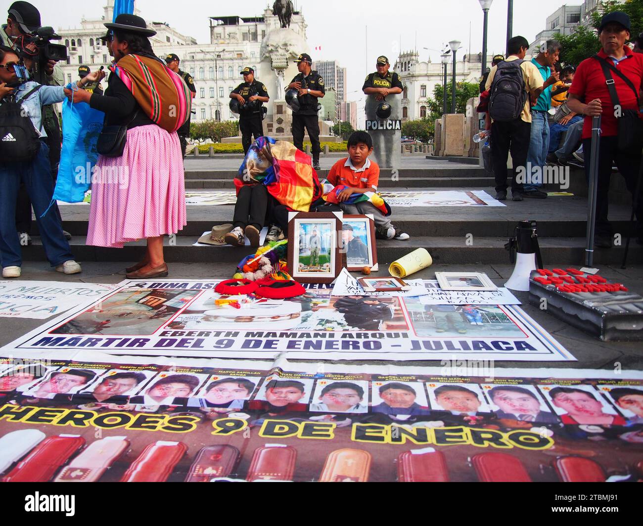 Lima, Peru. 07th Dec, 2023. Pictures of victims of the protests a year ago, at the end of Dina Boluarte's first year as president of Peru after the dismissal of Pedro Castillo, hundreds of protesters from social and political organizations, under the slogan “Get them all out”, took to Lima streets to demand the suspension and trial of the Attorney General, the closure of Congress and new general elections amid generalized corruption crisis. Credit: Fotoholica Press Agency/Alamy Live News Stock Photo