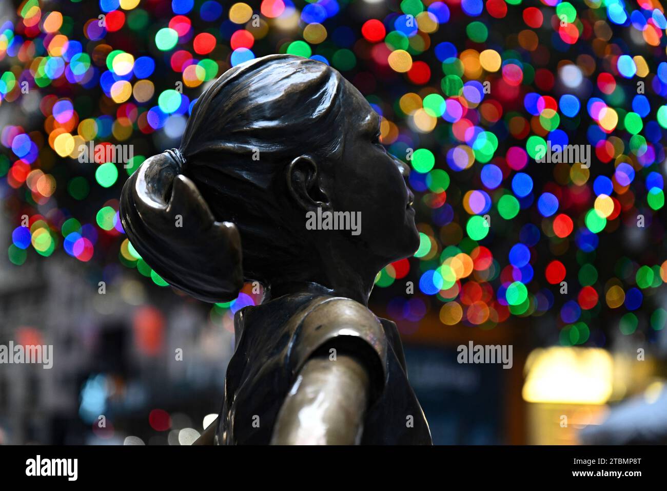 Photo by NDZ/STAR MAX/IPx 2023 12/7/23 The Fearless girl statue and
