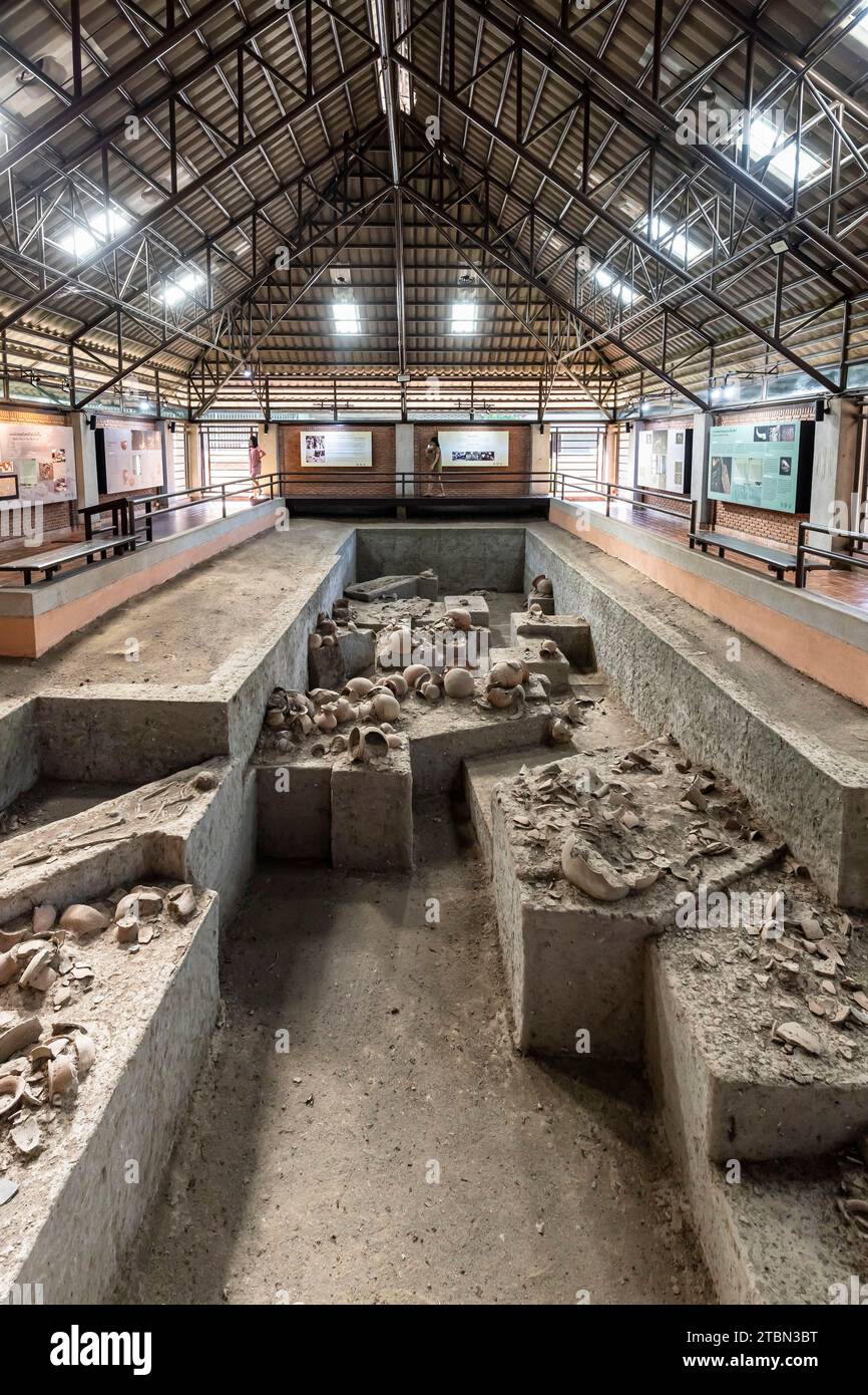 Ban Chiang national museum, Exhibition of excavation site, at Wat Pho Si Nai, Ban Chiang, Udon Thani, Isan, Thailand, Southeast Asia, Asia Stock Photo