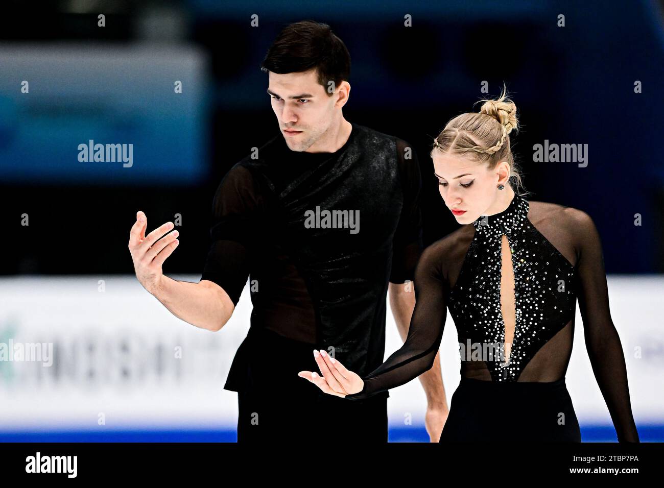 Minerva Fabienne HASE & Nikita VOLODIN