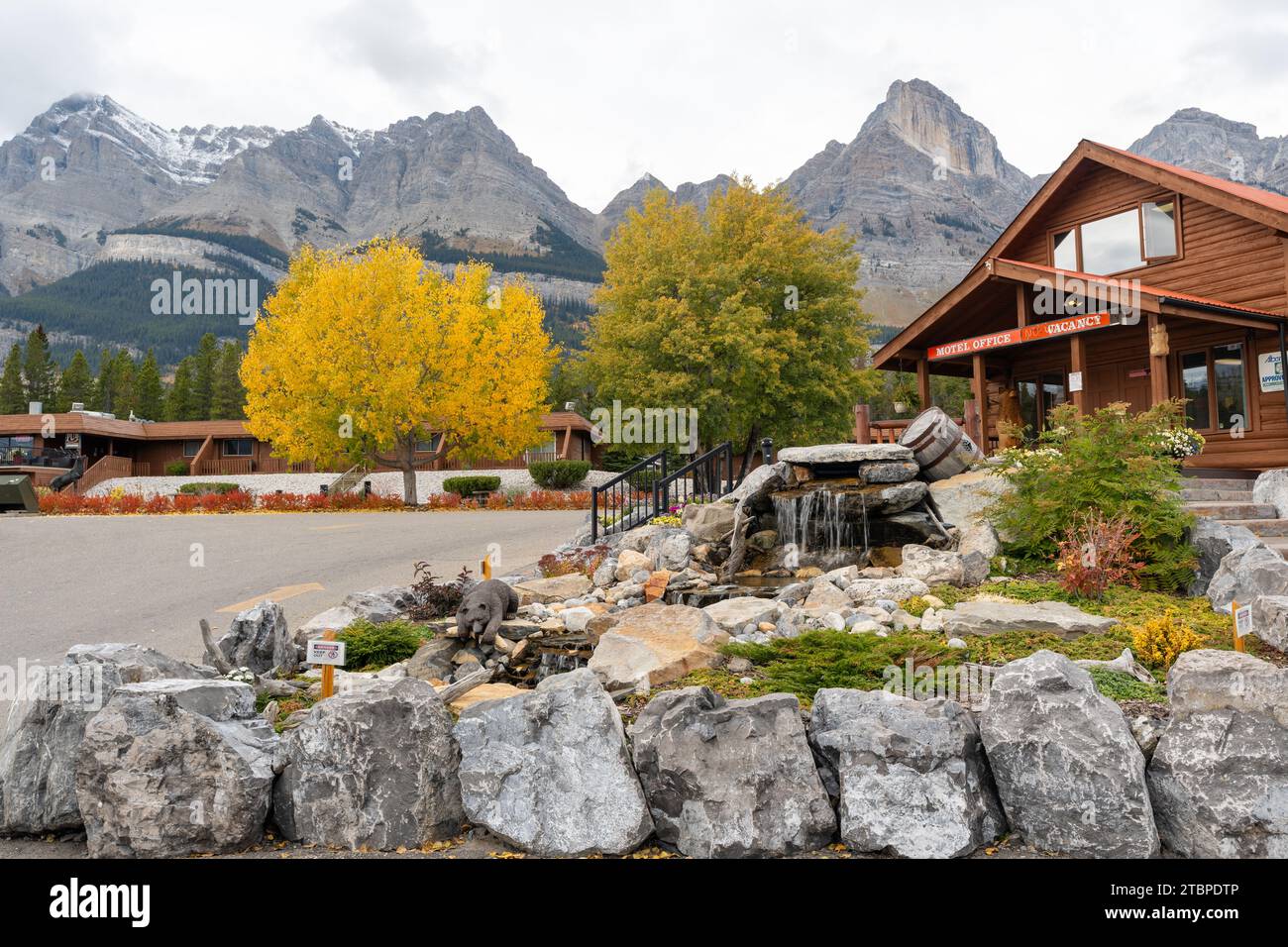 Crossing resort hotel shop, dining room, grocery store, cafeteria at Saskatchewan River Crossing