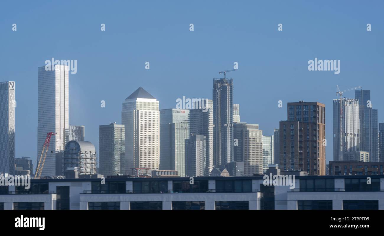 London, UK. 8th Dec, 2023. Views of Canary Wharf skyscrapers in Londons ...