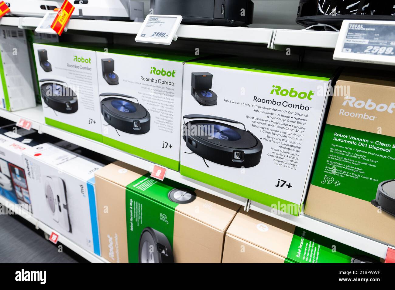 iRobot Roomba Vacuum Cleaners seen at the shopping mall in Gdansk. (Photo  by Mateusz Slodkowski / SOPA Images/Sipa USA Stock Photo - Alamy
