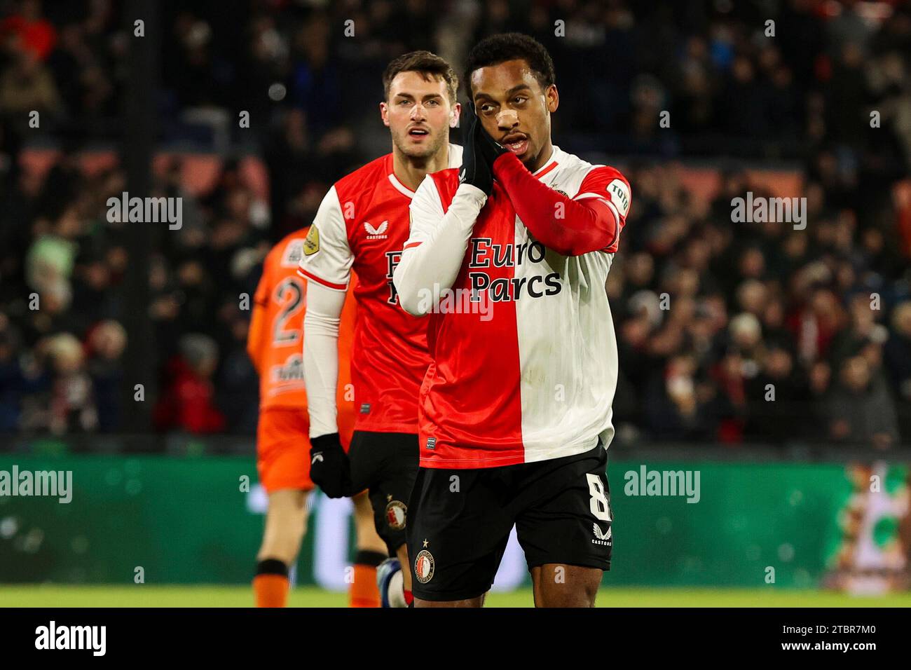 Rotterdam, Niederlande. 07th Dec, 2023. Quinten Timber of Feyenoord celebrates after scoring the first goal of the team during the Dutch Eredivisie match between Feyenoord and FC Volendam on December 7, 2023 in Rotterdam, Netherlands Credit: dpa/Alamy Live News Stock Photo