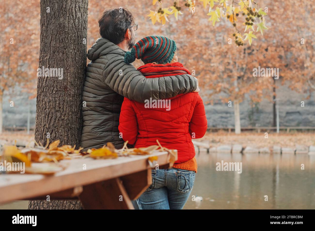 Man hugging woman from behind hi-res stock photography and images - Alamy