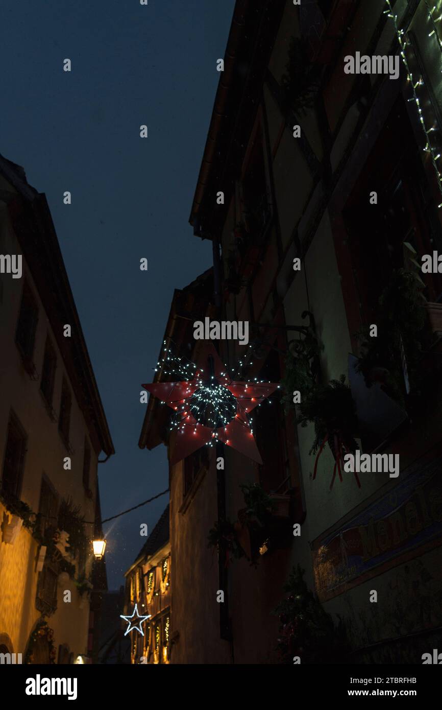Festive street lighting hi-res stock photography and images - Alamy