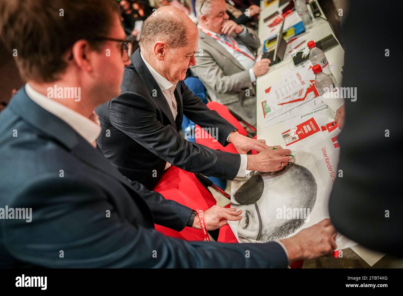 Berlin, Germany. 08th Dec, 2023. Federal Chancellor Olaf Scholz (SPD ...