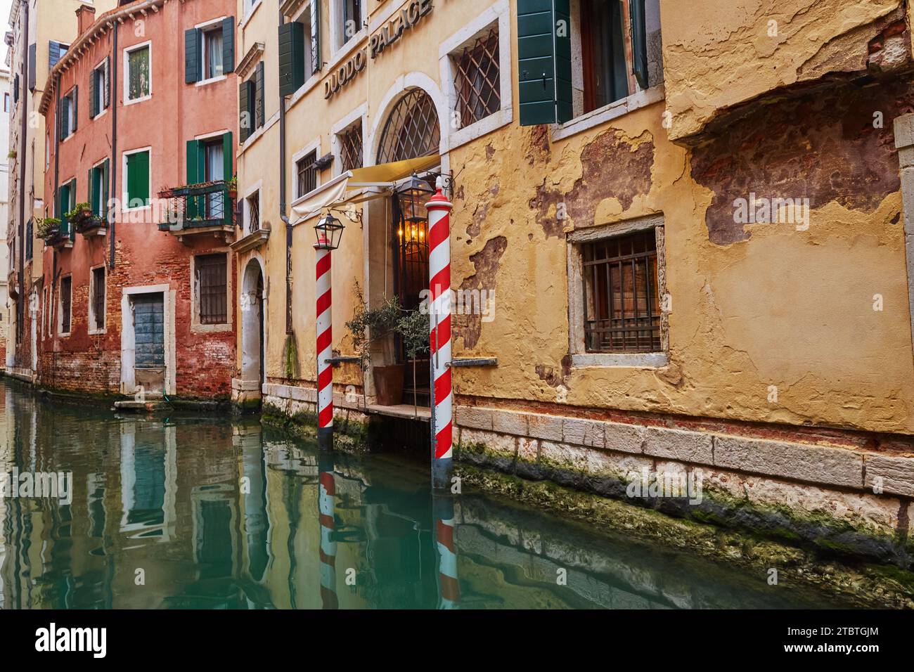 Venezia old town hi-res stock photography and images - Alamy