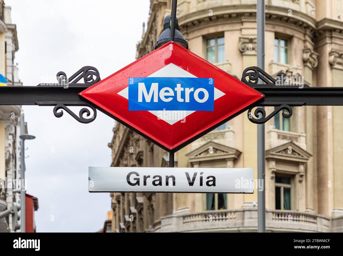 A picture of the Gran Via Metro sign Stock Photo