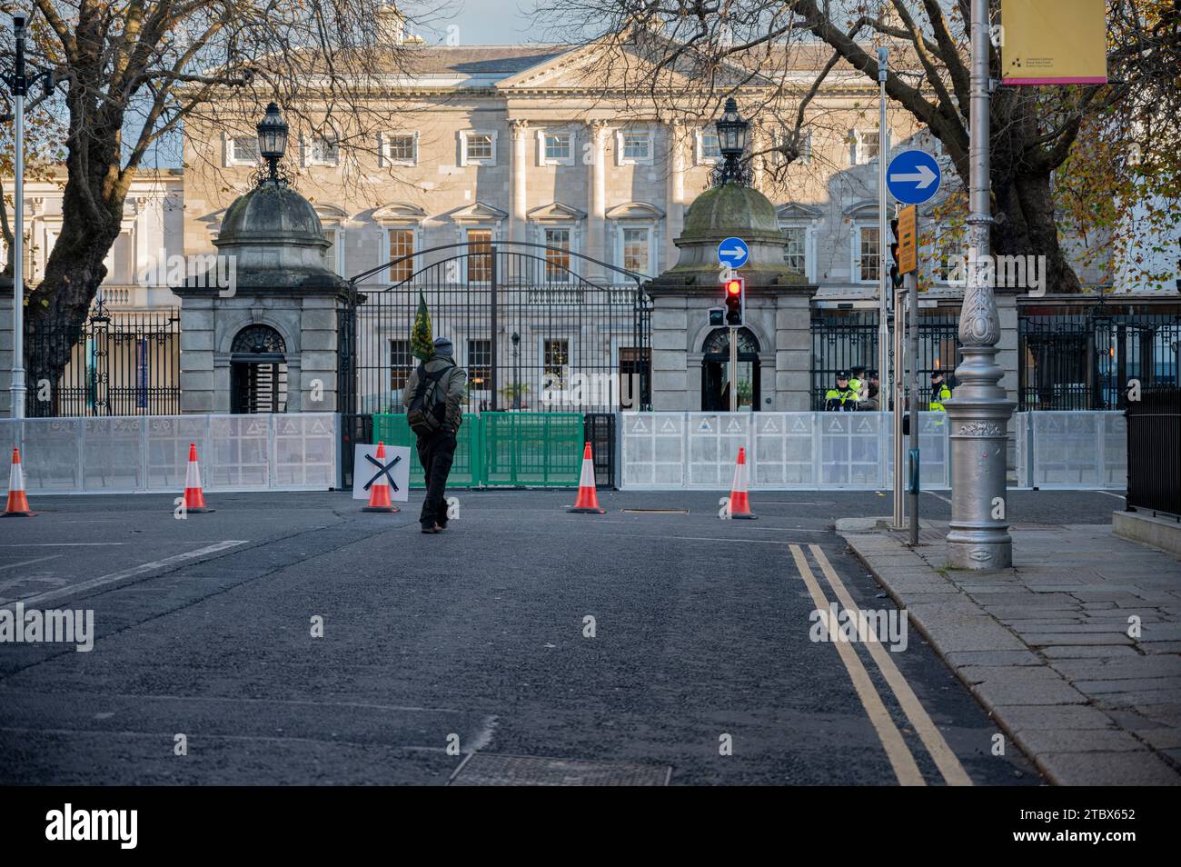 Barriers surround the Irish Parliament after Dublin riots to keep out ...