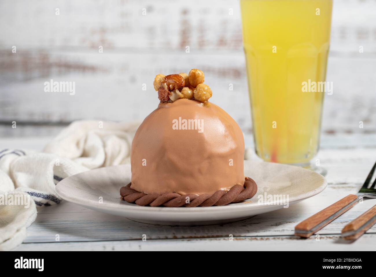 Chocolate cake. Delicious cream cake on a white background Stock Photo ...