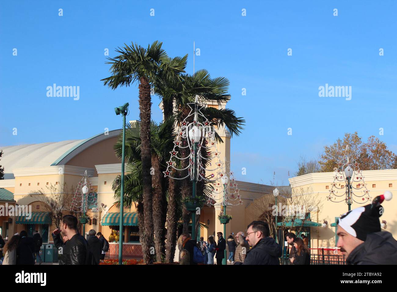 christmas-at-disney-paris-stock-photo-alamy