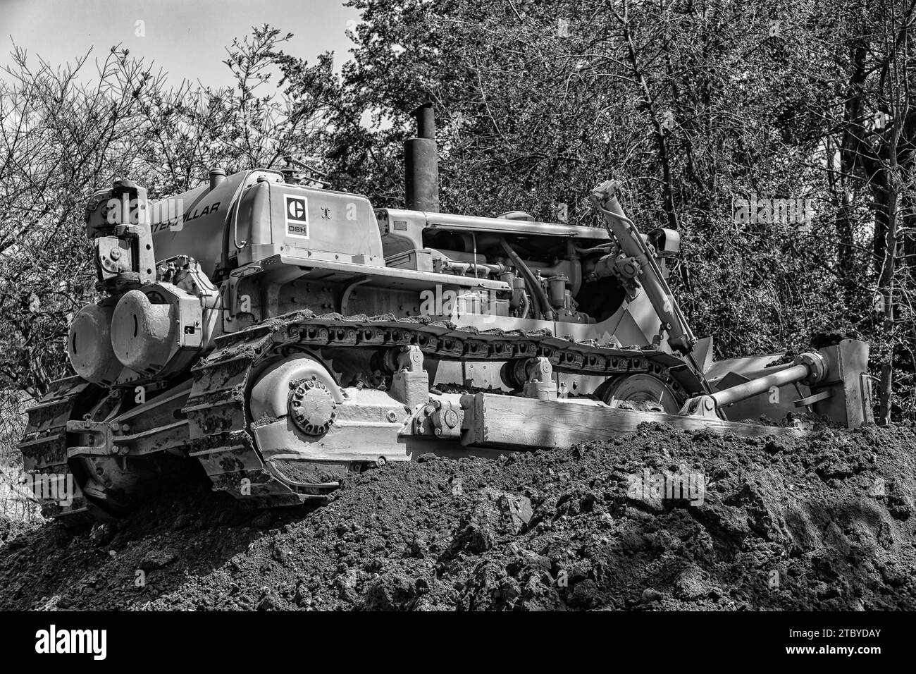 A Caterpillar D8H bulldozer on a mud hill Stock Photo Alamy