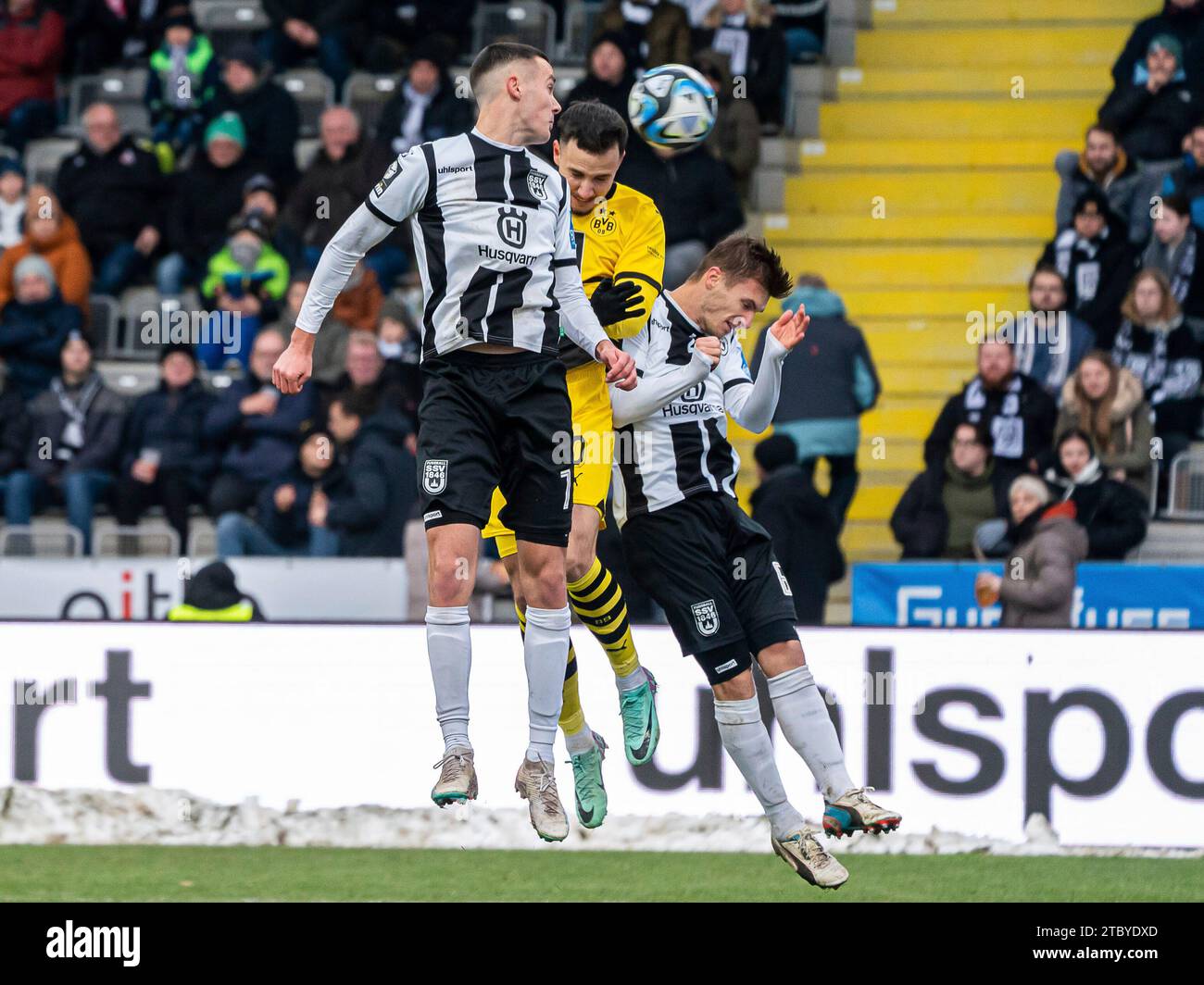 Julian Brandt and Maximilian Beier strike as Borussia Dortmund beat Gladbach