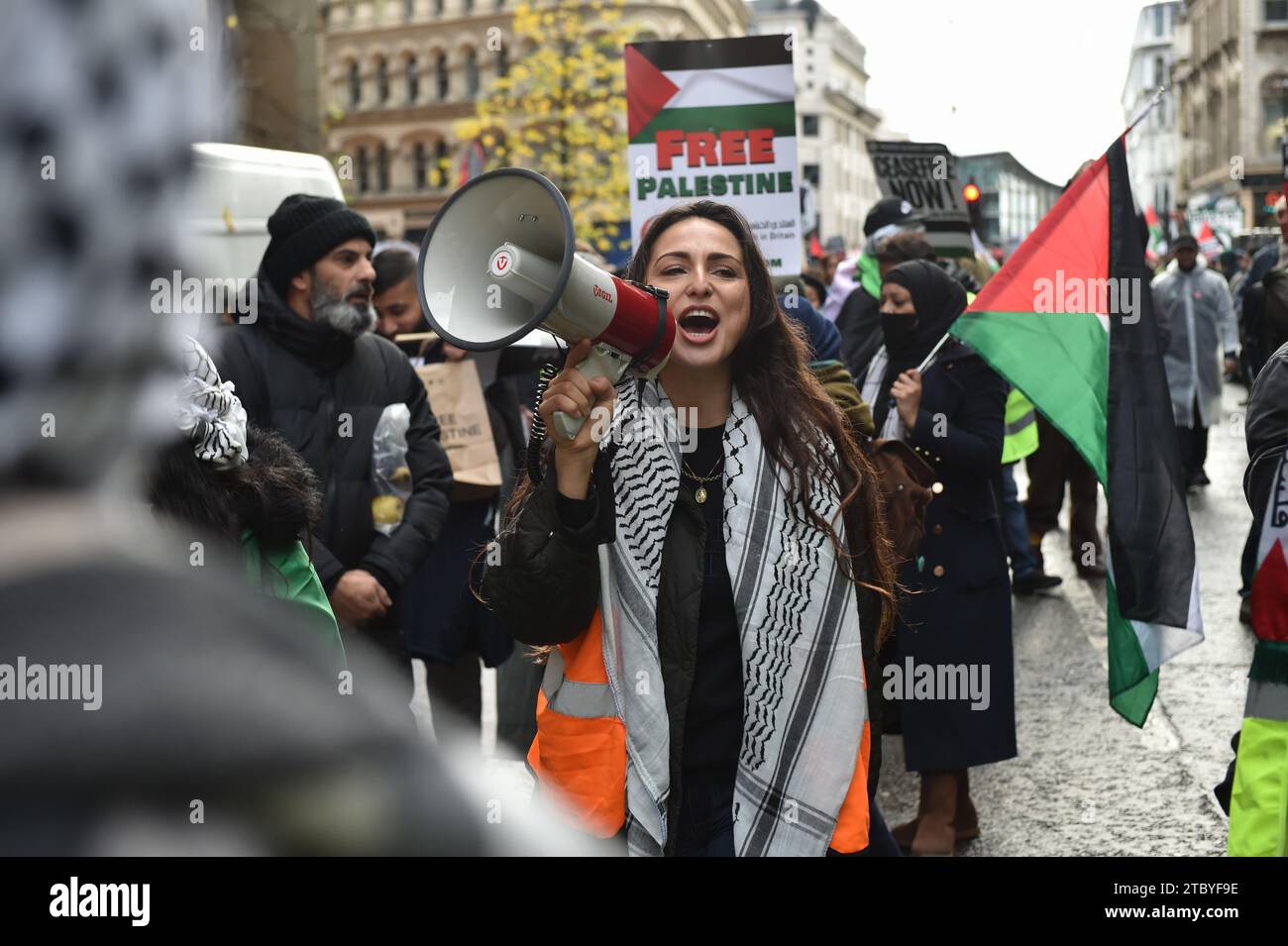 London, England, UK. 9th Dec, 2023. A woman shouts pro-Palestine