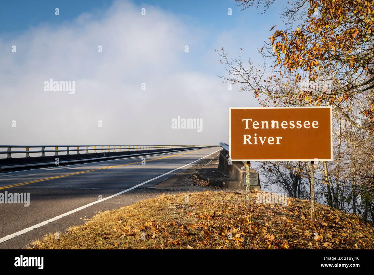 Tennessee River road sign at Natchez Trace Parkway - John Coffee Memorial Bridge, crossing from Tennessee to Alabama in fall scenery Stock Photo