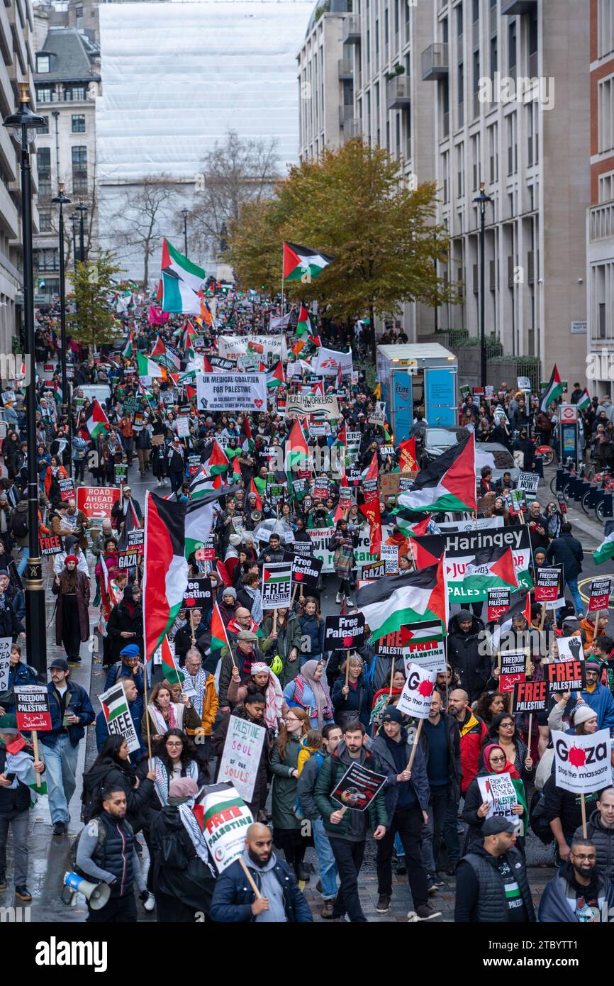 London, UK. Saturday, 9 December, 2023. A Palestine demonstration against the war in Gaza. Photo: Richard Gray/Alamy Live News Stock Photo