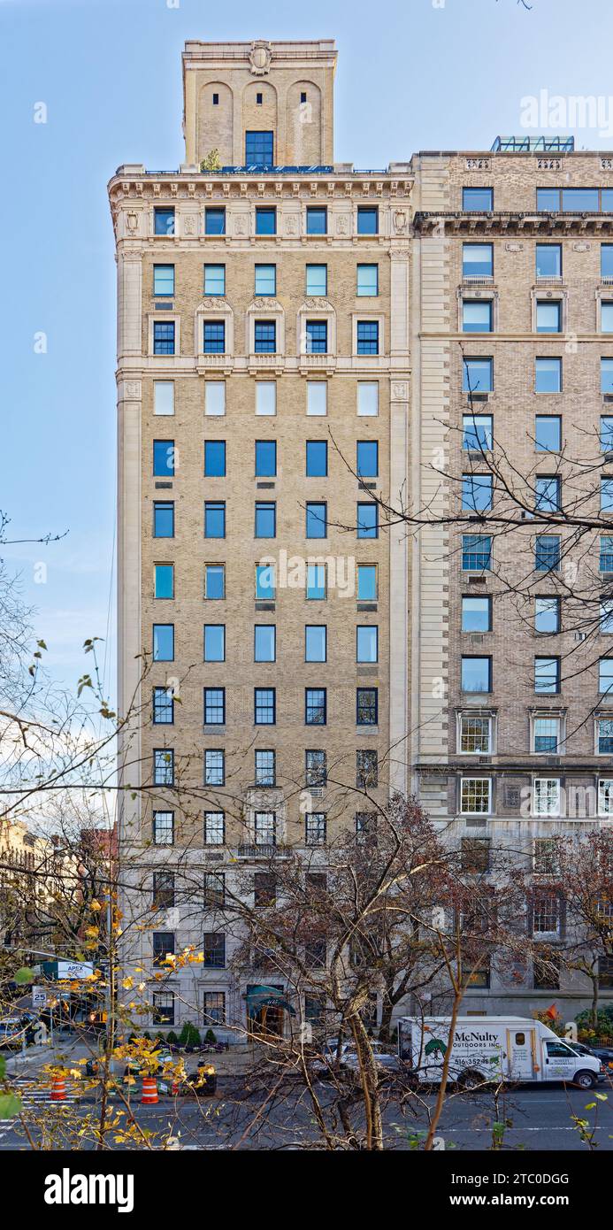 Emery Roth designed 1125 Fifth Avenue, in the Carnegie Hill Historic ...