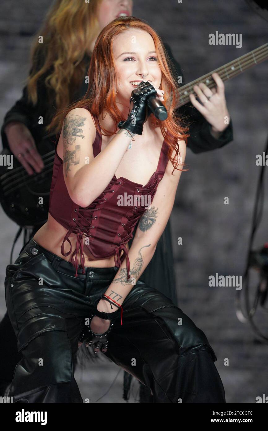 Азиялық монша порно