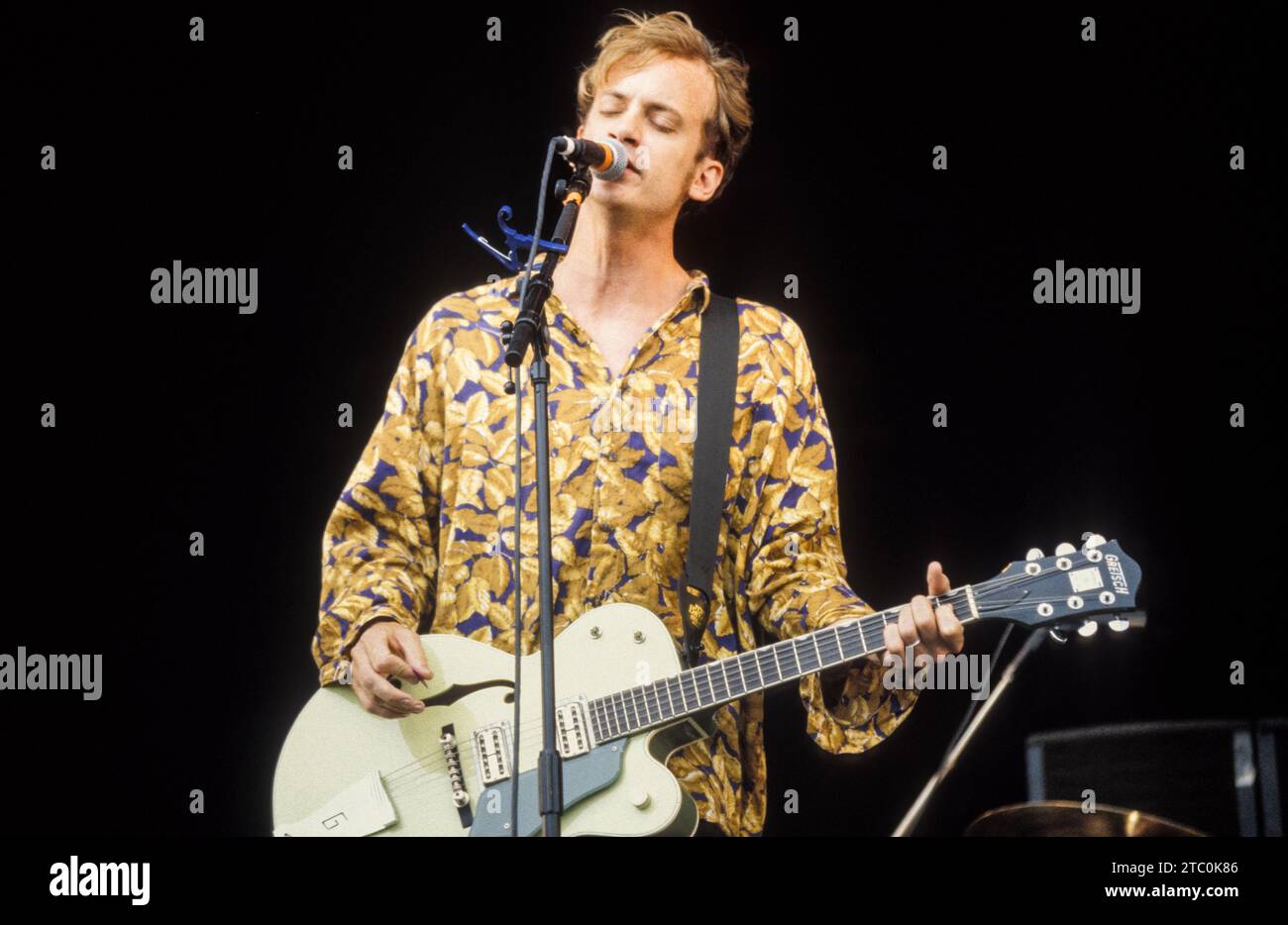 CHRIS COLLINGWOOD, FOUNTAINS OF WAYNE, READING FESTIVAL, 1997 A very