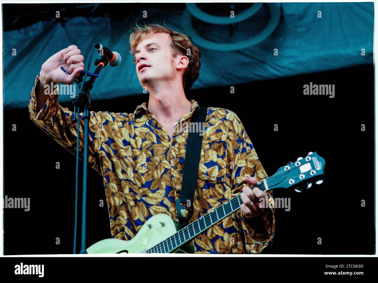 CHRIS COLLINGWOOD, FOUNTAINS OF WAYNE, READING FESTIVAL, 1997 A very