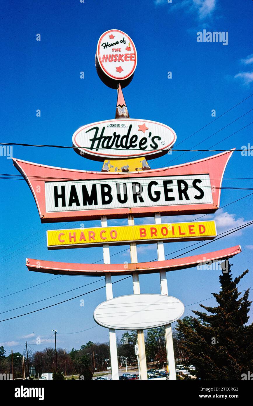 Hardees restaurant sign usa hi-res stock photography and