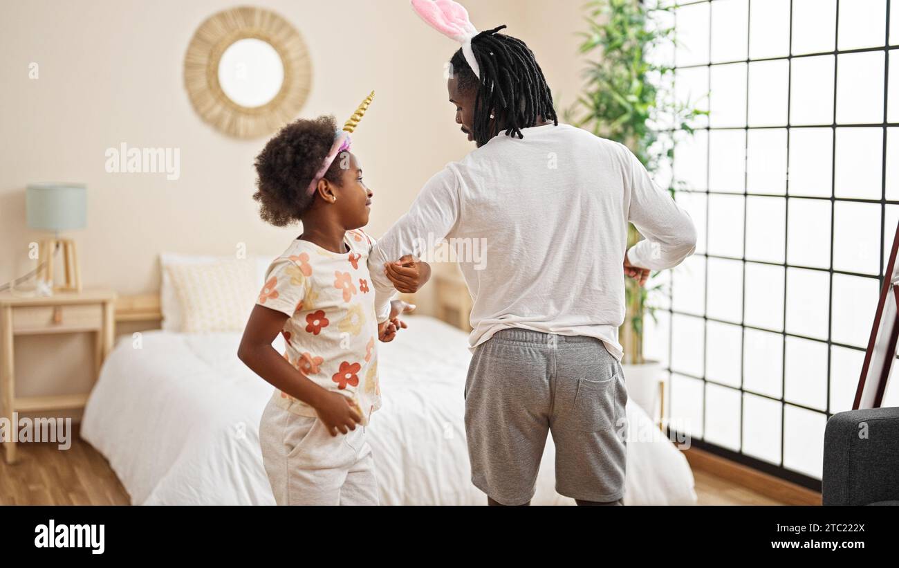 African american father dancing hi-res stock photography and images - Alamy