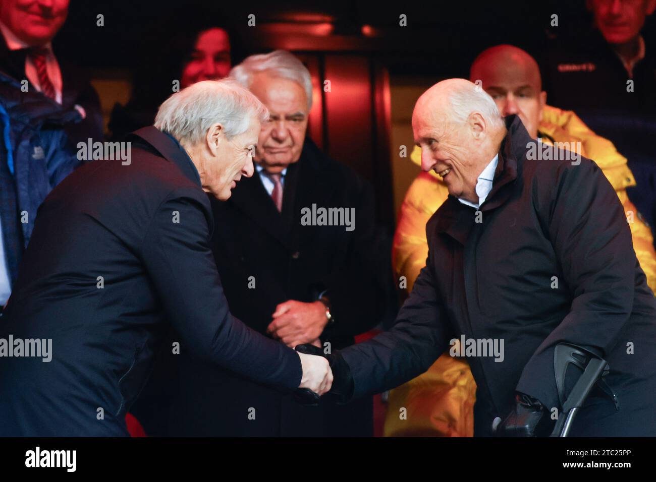 Oslo, Norway, 9th December 2023. The Norwegian Prime Minister and King Harald of Norway shake hands before the Norwegian Cup Final between Bodø/Glimt and Molde at Ullevål Stadium in Oslo   Credit: Frode Arnesen/Alamy Live News Stock Photo