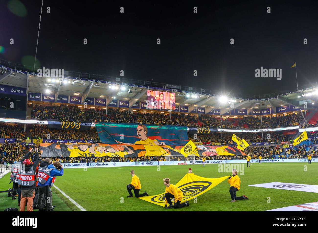 Oslo, Norway, 9th December 2023. TIFO from Bodø/Glimt's supporters before the Norwegian Cup Final between Bodø/Glimt and Molde at Ullevål Stadium in Oslo   Credit: Frode Arnesen/Alamy Live News Stock Photo