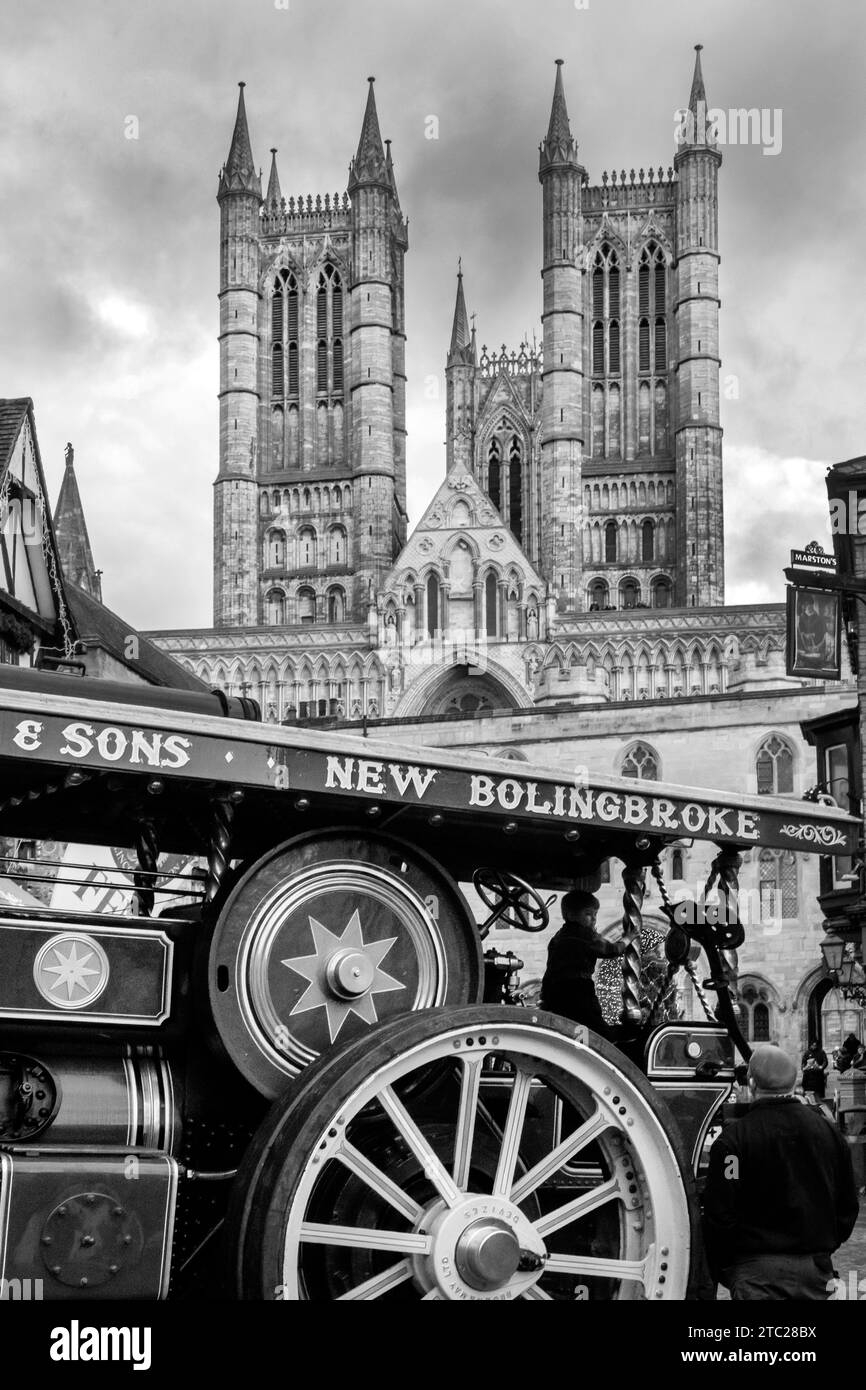 Showmans steam engine with Lincoln Cathedral the background Stock Photo