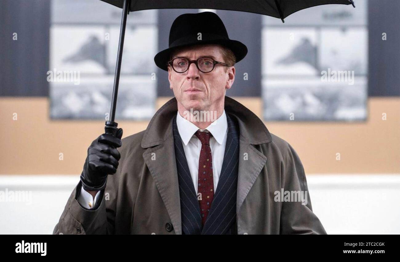 A SPY AMONG FRIENDS  2022  MGM+ TV series with Damian Lewis as Nicholas Elliott Stock Photo